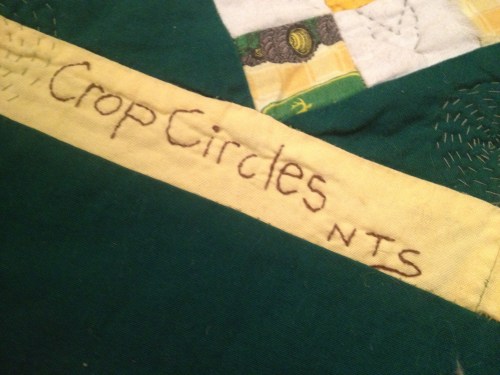 What most impresses me about this quilt is that I actually managed to get it finished, right down to adding a title and my initials! This has never happened again...